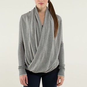 Ululemkn Iconic Wrap